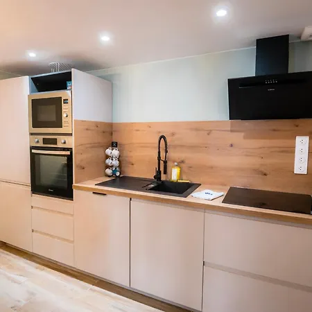 La Maison Velours - 2 Bedrooms - Cozy Et Elegant Apartment